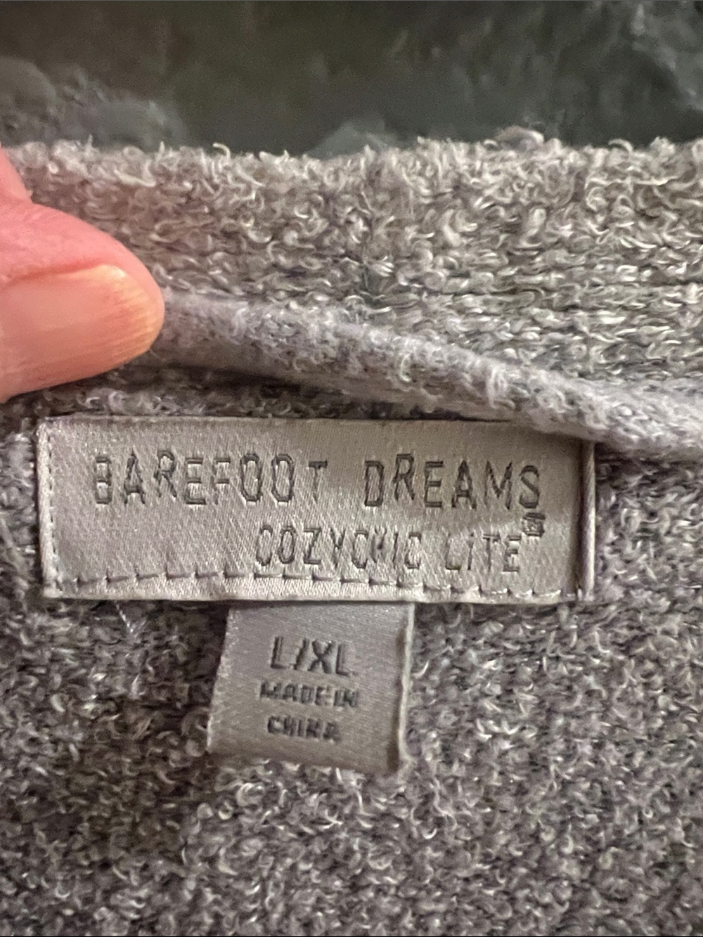 Barefoot Dreams Cozy Light Gray Plush Robe - Picture 2 of 3